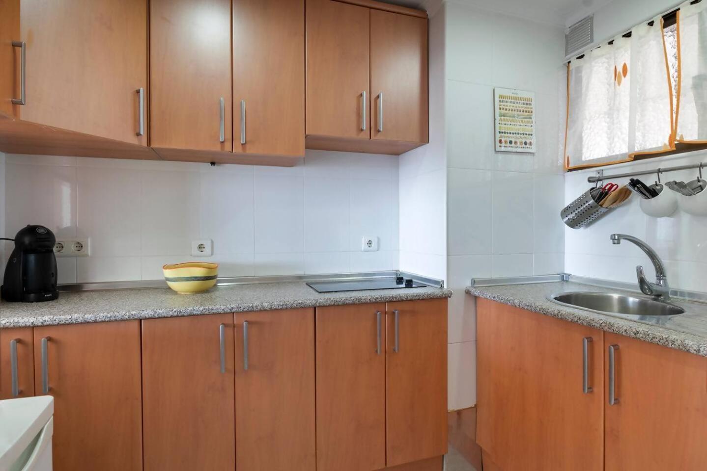 Stunning Apartment 50 Meters From The Sea Benalmádena Exteriér fotografie