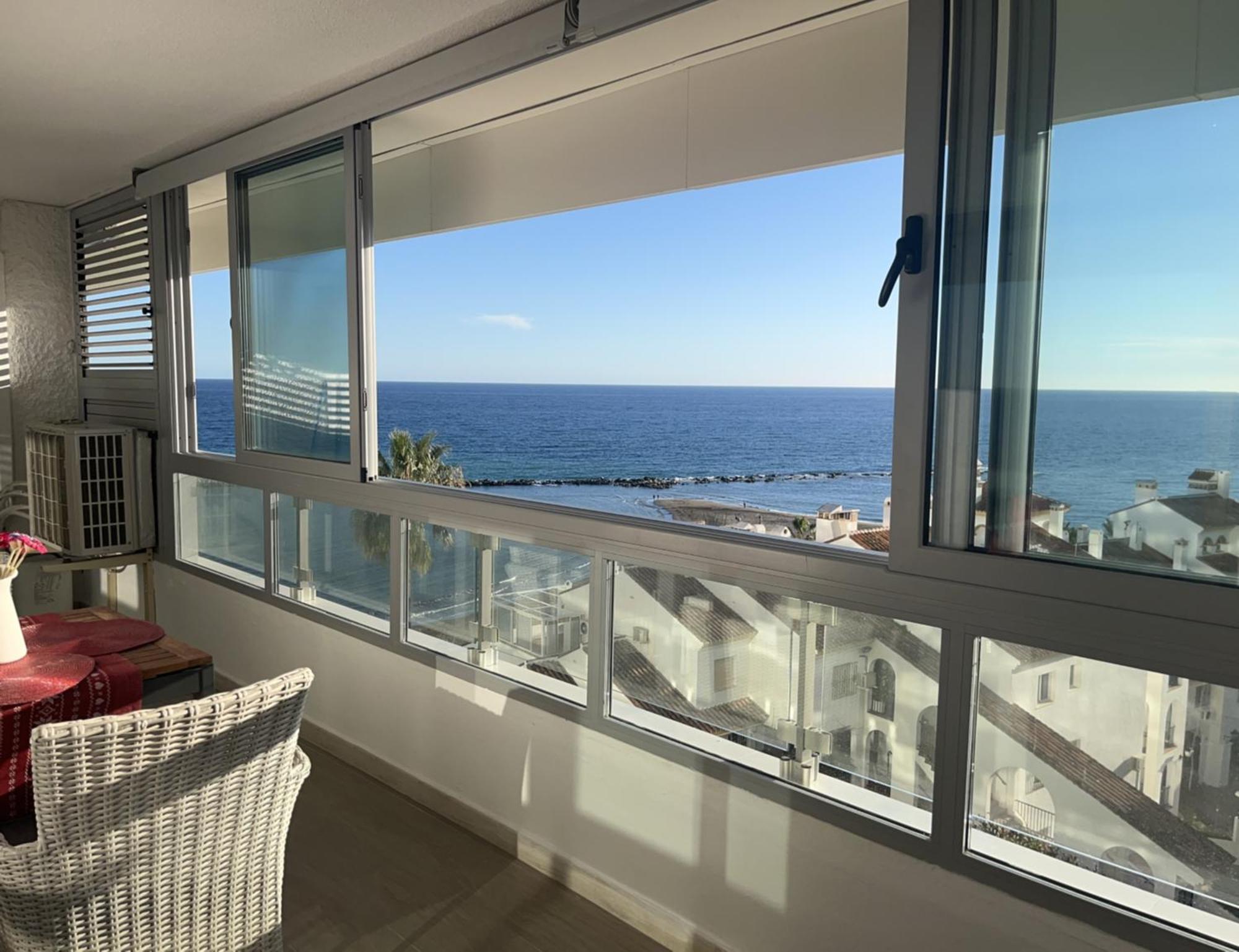 Stunning Apartment 50 Meters From The Sea Benalmádena Exteriér fotografie